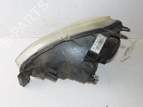 Used Right headlight Right headlight CITROËN XSARA (N1) 2.0 HDi 90 (90 hp) 32820803 32820803