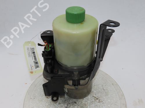 Used Steering pump AUDI A1 Sportback (8XA, 8XF) 1.6 TDI (90 hp) 26195879