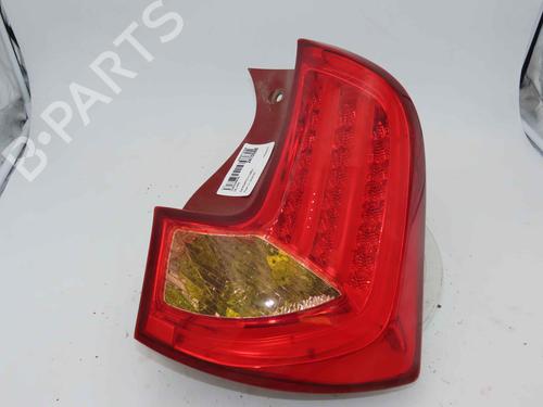 Used Right taillight Right taillight 37049808 37049808