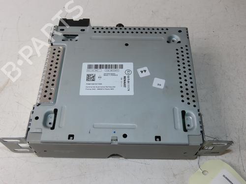 Used Radio Radio RENAULT CAPTUR I (J5_, H5_) 0.9 TCe 90 (90 hp) 33134228 33134228