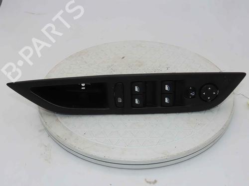 Used Left front window switch Left front window switch 37052127 37052127