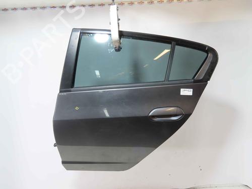 Used Left rear door Left rear door 37061240 37061240