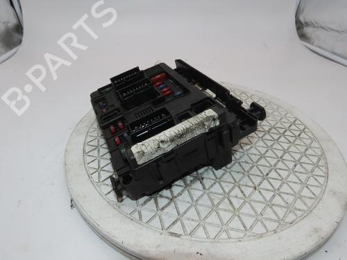 Fuse box CITROËN C5 I (DC_) 2.0 HDi (DCRHZB, DCRHZE) | BP33132912E1 - Image 2