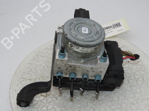 Used ABS pump BMW 3 Touring (F31) 320 d (184 hp) 23125152