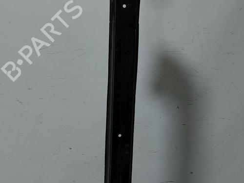 Used Rear bumper reinforcement Rear bumper reinforcement 39060917 39060917