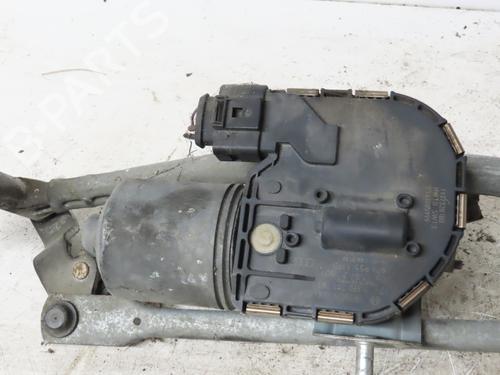 Used Front wiper motor AUDI A3 Sportback (8PA) 2.0 TDI 16V (140 hp) 16361851