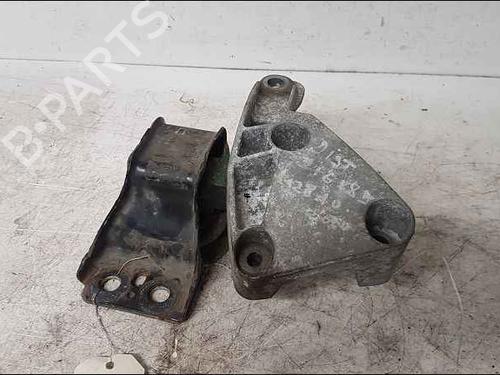 Soporte motor Soporte motor RENAULT GRAND SCÉNIC II (JM0/1_) 1.9 dCi (JM14) (131 hp) 37044048 37044048