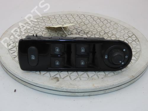 Used Left front window switch Left front window switch RENAULT CLIO IV Grandtour (KH_) 1.5 dCi 90 (KHN3, KHN4) (90 hp) 33134833 33134833