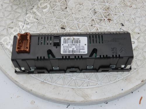 Display CITROËN C4 CACTUS 1.6 HDi 90 (92 hp) 22213621