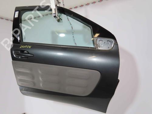 Used Right front door Right front door 37055470 37055470