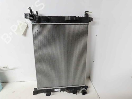 Used Water radiator Water radiator 37045769 37045769