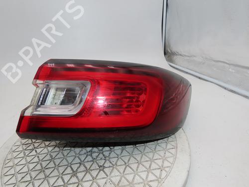 right-taillight-renault-clio-iv-bh_-2012-2013-2014-2015-2016-2017-2018-2019-2020-2021-36659357 main image