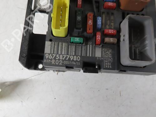Used Fuse box PEUGEOT 5008 (0U_, 0E_) 2.0 HDi (163 hp) 27665963