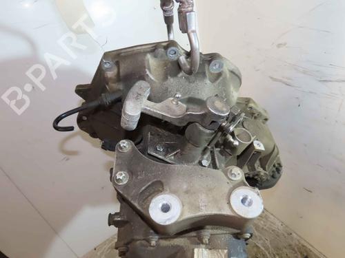 Gearbox OPEL CORSA E (X15) 1.4 (08, 68) | BP37047828M3 - Image 4