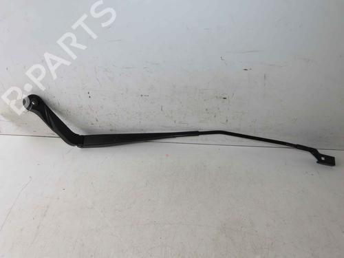 Used Front windshield wiper arm Front windshield wiper arm 37056400 37056400