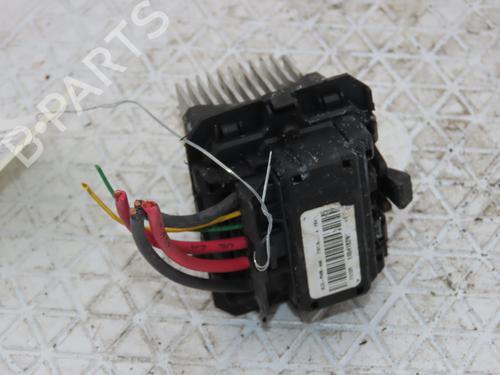 Varmeblæsermodstand RENAULT MEGANE III Hatchback (BZ0/1_, B3_) 1.9 dCi (BZ0N, BZ0J) (131 hp) 21226669