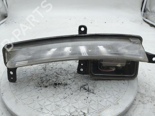 Used Right daytime light Right daytime light 39217642 39217642