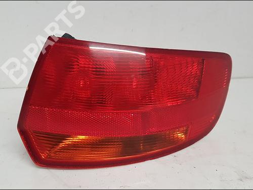 Used Right taillight Right taillight AUDI A3 Sportback (8PA) 1.9 TDI (105 hp) 10953322 10953322