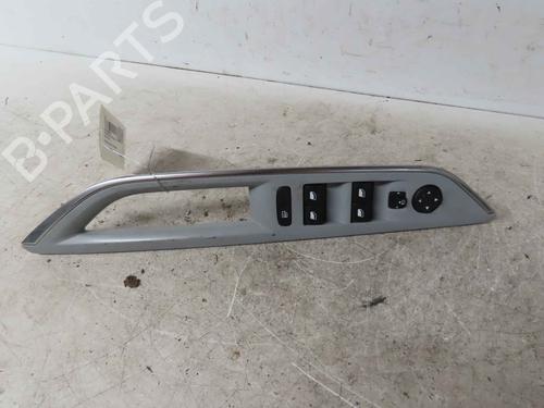 Used Left front window switch Left front window switch 37048701 37048701