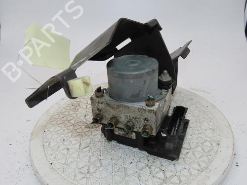 Used ABS pump RENAULT CLIO II (BB_, CB_) 1.4 16V (B/CB0P, BB13) (98 hp) 22441194