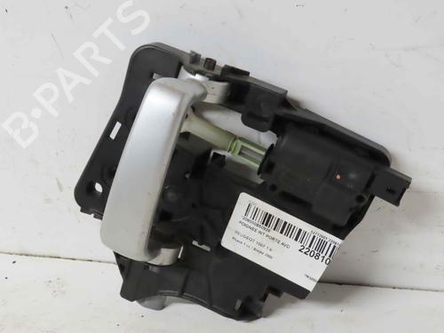 Used Front right interior door handle Front right interior door handle 37044907 37044907