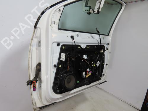 Dør højre fortil Dør højre fortil VW GOLF VI (5K1) 1.4 TSI (122 hp) 36940396 36940396