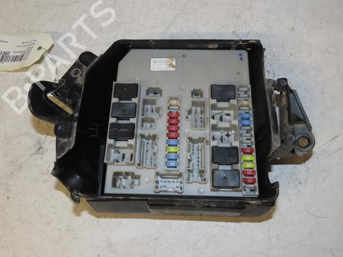 Fuse box RENAULT CLIO III (BR0/1, CR0/1) 1.2 16V (BR02, BR0J, BR11, CR02, CR0J, CR11) | BP27580879E1 