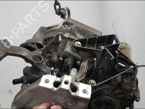 Gearbox VW GOLF PLUS V (5M1, 521) 1.9 TDI | BP15953200M3 