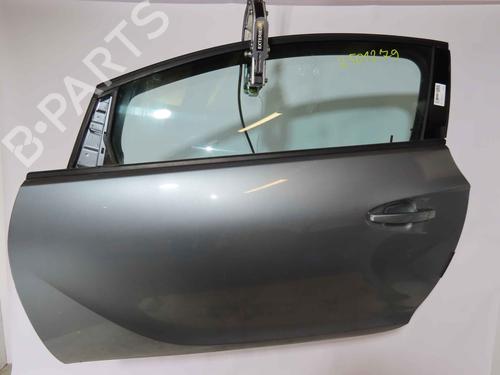 Used Left front door Left front door 37051725 37051725