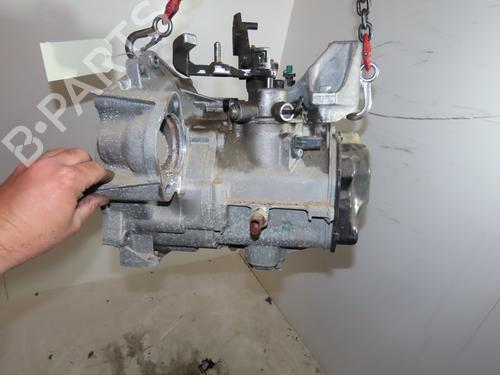 Used Gearbox Gearbox VW POLO VI (AW1, BZ1, AE1) 1.0 TSI (95 hp) 26534729 26534729