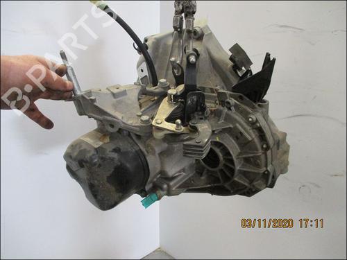 Used Gearbox RENAULT CAPTUR I (J5_, H5_) 0.9 TCe 90 (90 hp) 23169747