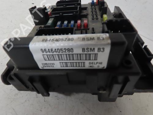 Fuse box PEUGEOT 307 SW (3H) 2.0 HDI 110 | BP28006413E1 