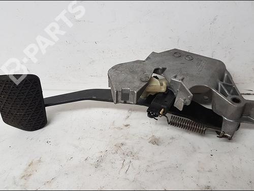 Break pedal MERCEDES-BENZ C-CLASS (W202) C 250 Turbo-D (202.128) (150 hp) 11267644