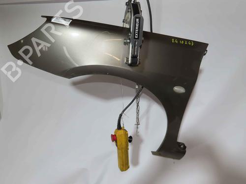 Used Left front fenders Left front fenders 37050071 37050071