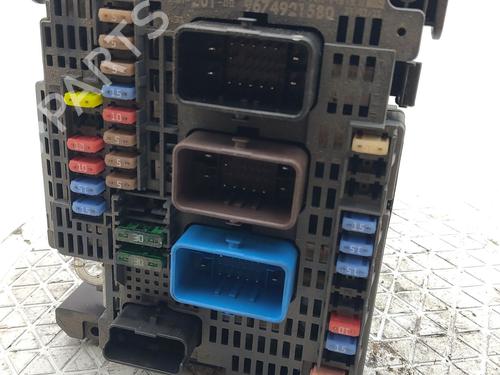 Used Fuse box Fuse box CITROËN C4 II (NC_) 1.6 HDi 90 (92 hp) 39699634 39699634
