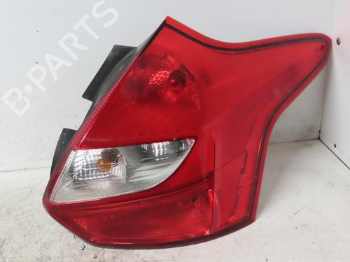 Used Right taillight FORD FOCUS III 1.0 EcoBoost (100 hp) 16223158