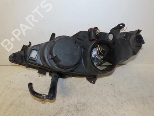 Used Right headlight PEUGEOT 307 CC (3B) 2.0 16V (136 hp) 23064891