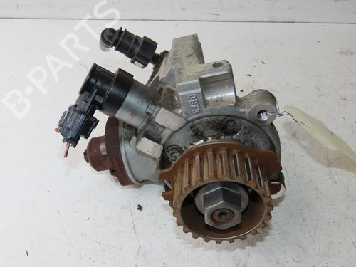 Used Injection pump PEUGEOT 308 II (LB_, LP_, LW_, LH_, L3_) 1.6 HDi 100 (99 hp) 33132861
