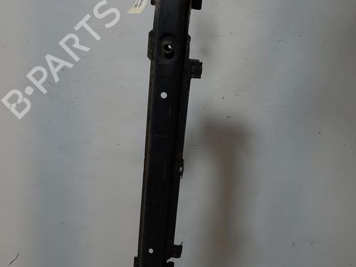 Used Front bumper reinforcement Front bumper reinforcement 37511710 37511710