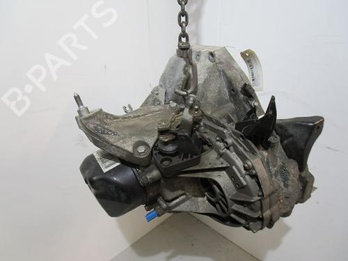Used Gearbox RENAULT TWINGO II (CN0_) 1.5 dCi (CN0E) (64 hp) 10941703