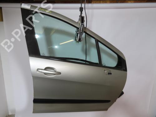 Used Right front door PEUGEOT 308 SW I (4E_, 4H_) 1.6 HDi (90 hp) 24832369