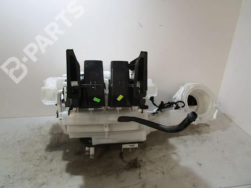 Used Heater matrix box Heater matrix box PEUGEOT 3008 II SUV (MC_, MR_, MJ_, M4_) 1.2 THP/ PureTech 130 (MRHNSM, MRHNSU, MRHNSJ, MRHNYW,... (131 hp) 10941470 10941470