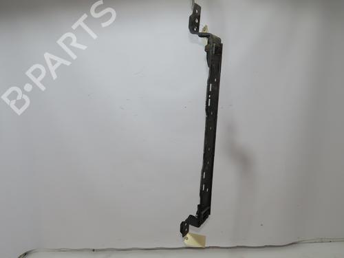 Used Front bumper reinforcement Front bumper reinforcement PEUGEOT 308 II (LB_, LP_, LW_, LH_, L3_) 1.2 THP 110 (110 hp) 33712019 33712019