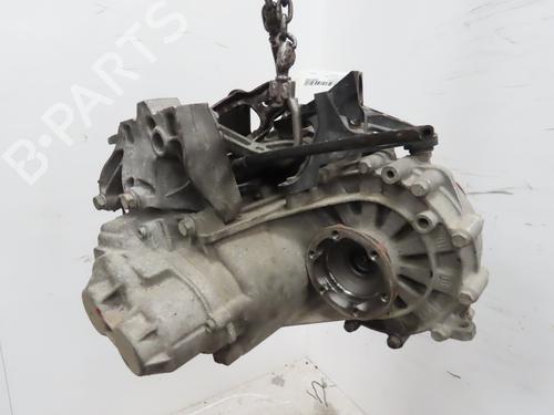 manual-gearbox-audi-a3-sportback-8va-8vf-18-tfsi-2s300048h-2012-2013-2014-2015-2016-2017-2018-2019-2020-2021-18824311 main image