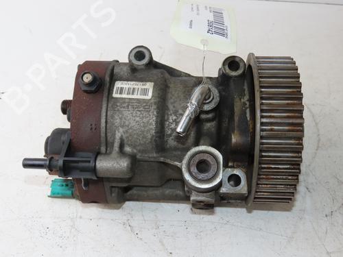Used Injection pump DACIA SANDERO 1.5 dCi (68 hp) 33132860