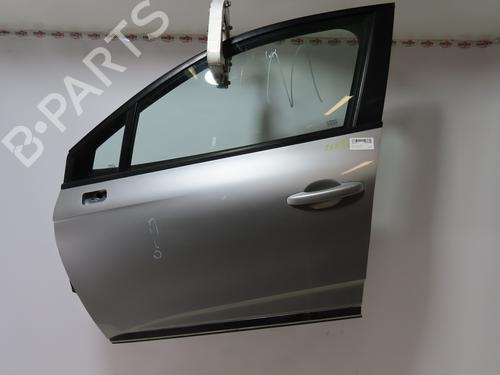 Used Left front door Left front door RENAULT CLIO V (B7_) 1.0 TCe 100 (B7MT) (101 hp) 35796560 35796560