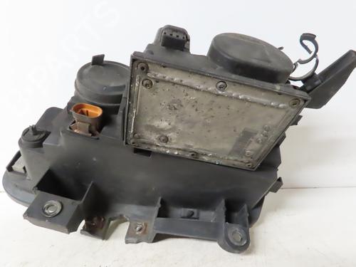 Used Right headlight Right headlight RENAULT ESPACE III (JE0_) 2.2 dCi (JE0K) (130 hp) 16781687 16781687