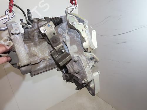 Used Gearbox FIAT PUNTO (199_) 1.2 (199AXZ1A, 199BXZ1A) (69 hp) 25830148