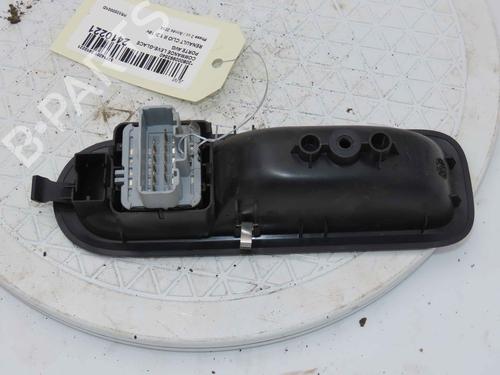Left front window switch RENAULT CLIO III (BR0/1, CR0/1) 1.2 16V (BR02, BR0J, BR11, CR02, CR0J, CR11) | BP37050004I27 - Image 2