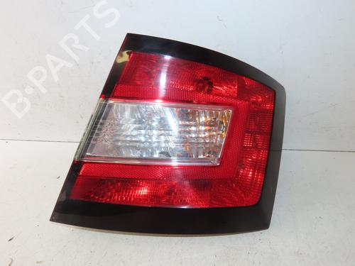 Used Right taillight Right taillight SKODA FABIA III (NJ3) 1.4 TDI (90 hp) 33135471 33135471